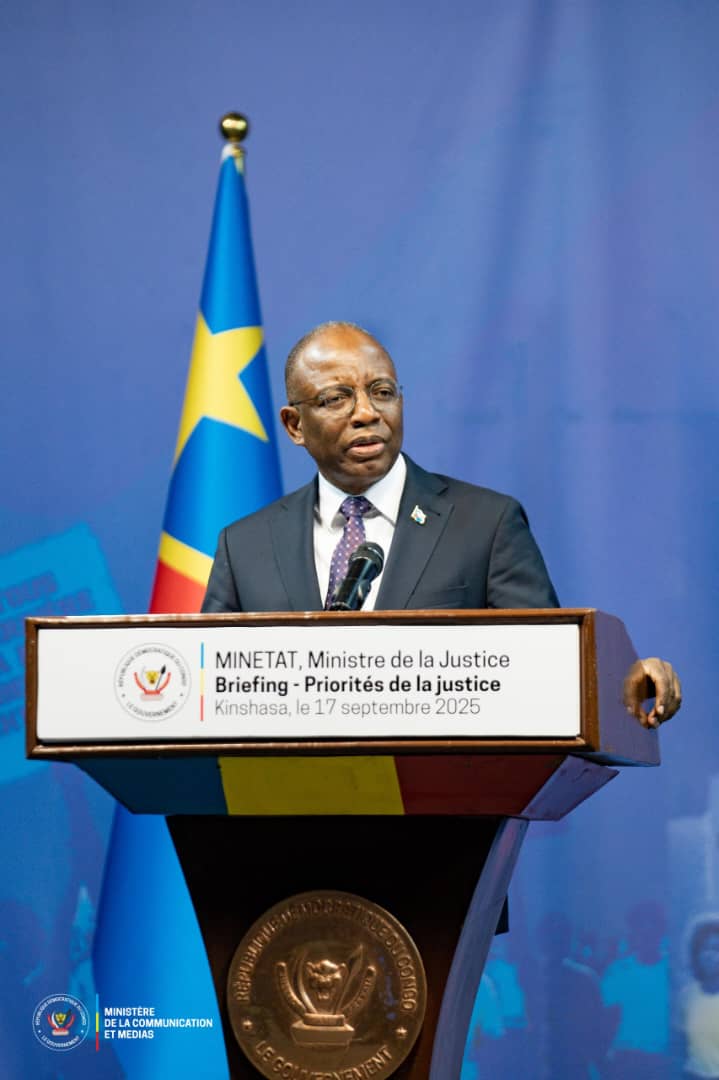 Ministre de la Justice lors d'un point de presse à Kinshasa, Guillaume Ng'ara Ataondoka Andali, photo 2025.