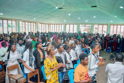 Culte inaugural du lancement de l'année académique 2025-2026, à l'Université Shalom de Buniia, photo Mugisa Rusoke, 22 octobre 2025.