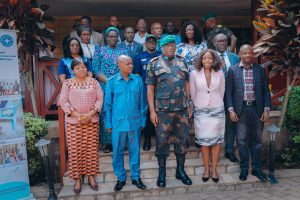 Photo de famille avec le gouverneur militaire Jonny Luboya Nkashama,Ph Visibilité média pro.cd, 4 décembre 2025, Bunia