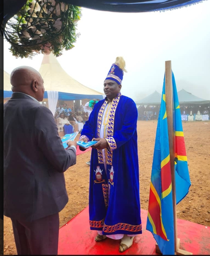 Le nouveau chef de la chefferie de Bahema Boga, John Kabarole Tibasima lors de son installation officielle à Boga Centre. Ph. 16 décembre 2025.