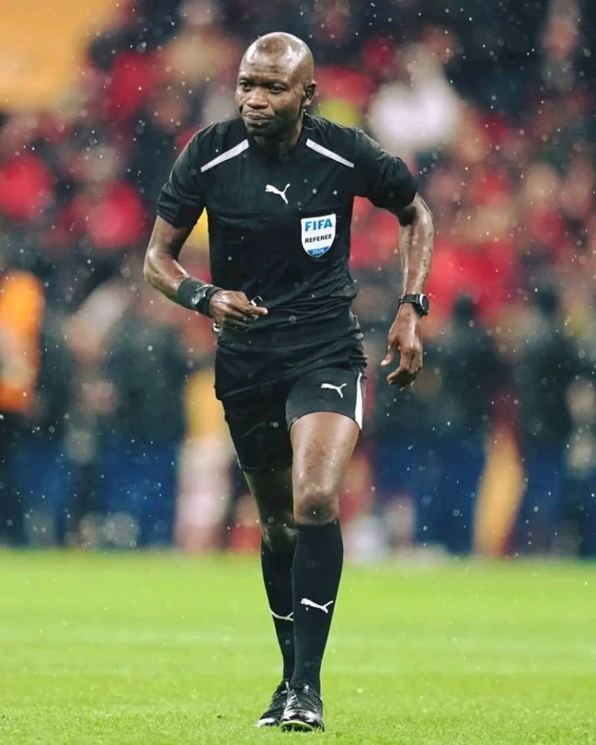 L'arbitre international Congolais Jean-Jacques Ndala Ph. 2026.