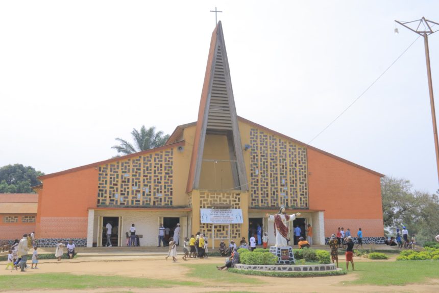 Église catholique de Nyakasanza à Bunia. Photo : Visibilité Média Pro