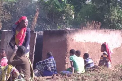 Des maisons incendiées par des personnes inconnues au groupement Ruvinga, chefferie des Mokambo (Mahagi), photo d'illustration : visibilitmediapro.cd, Février 206
